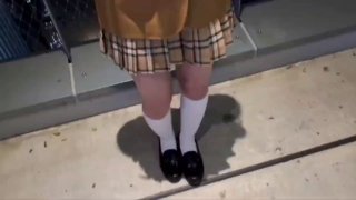 勾当2:红色骆驼很久没操逼了，憋的受不了了，找了两个熟女老鸡玩双飞，太爽了